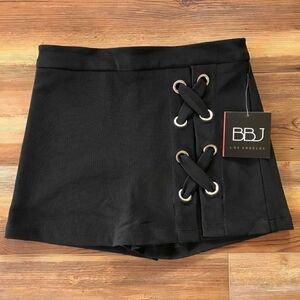 BBJ Los Angeles NWOT Black Shorts Women's 28 Inch Waist